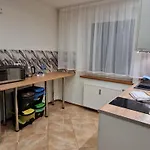 Orzechowy Dom Διαμέρισμα Trzebnica