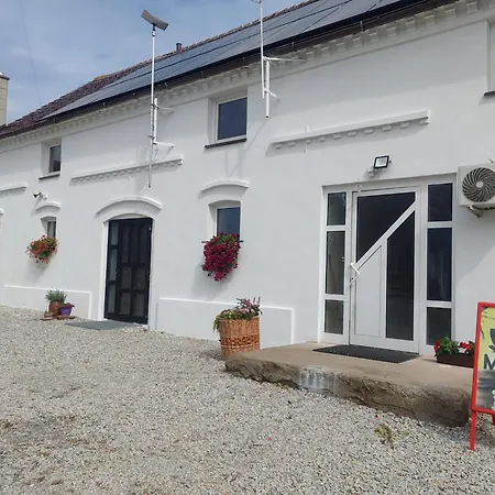 Orzechowy Dom * Trzebnica