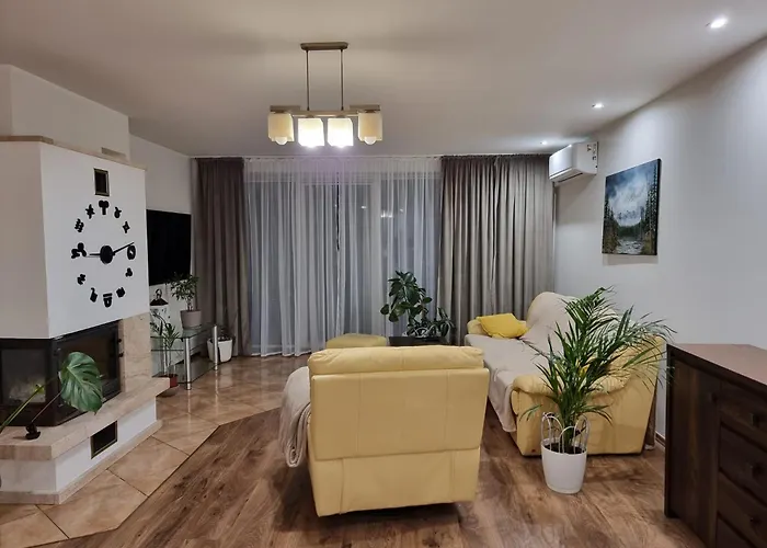 Orzechowy Dom Apartament Trzebnica